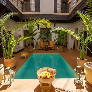 Bab 54 Guest house